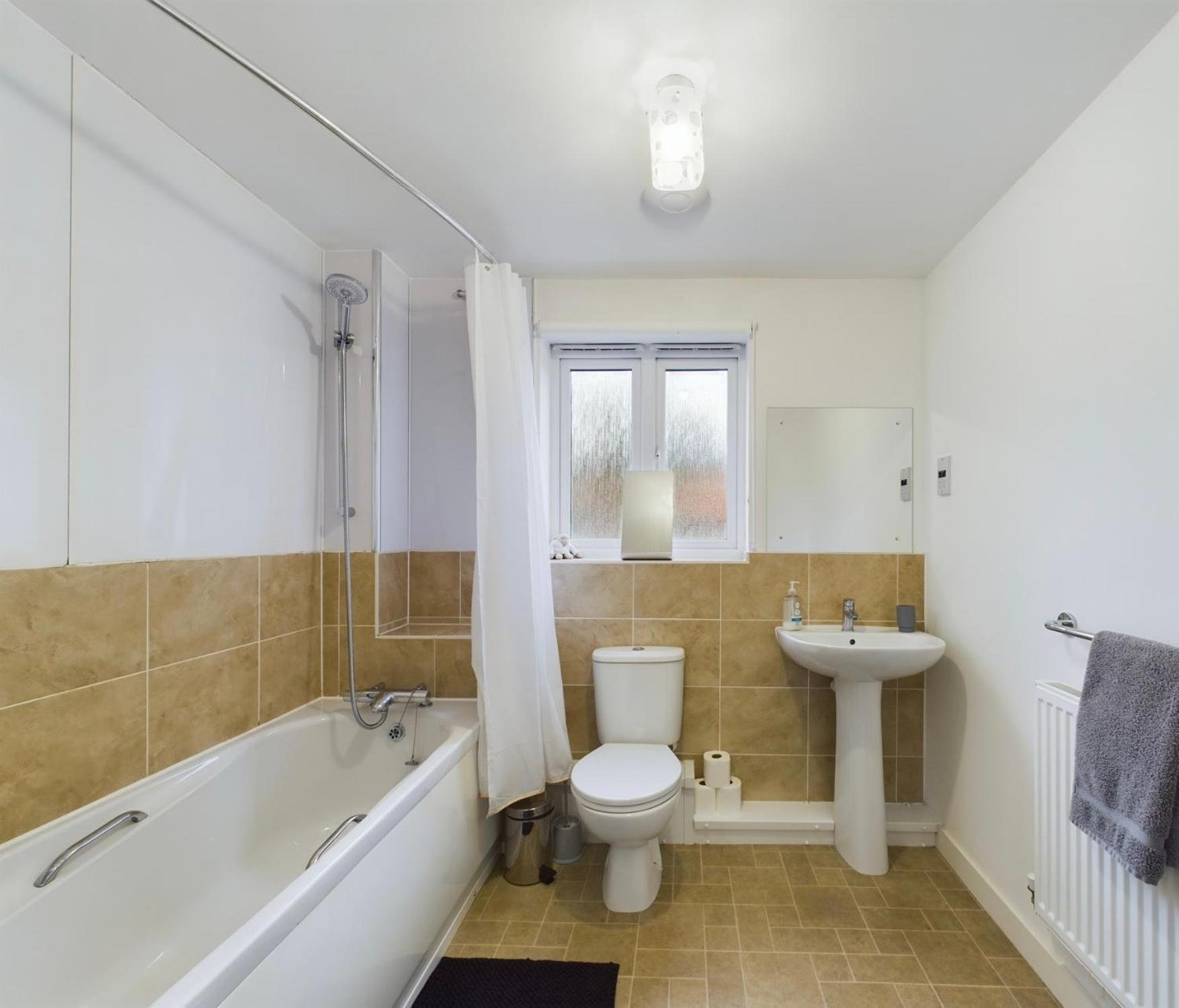 Modern 2 Bed City Apartment With Private Parking Swansea Dış mekan fotoğraf